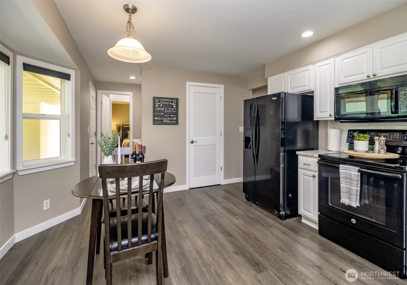 1627 S Verde Street , Tacoma, WA 98405