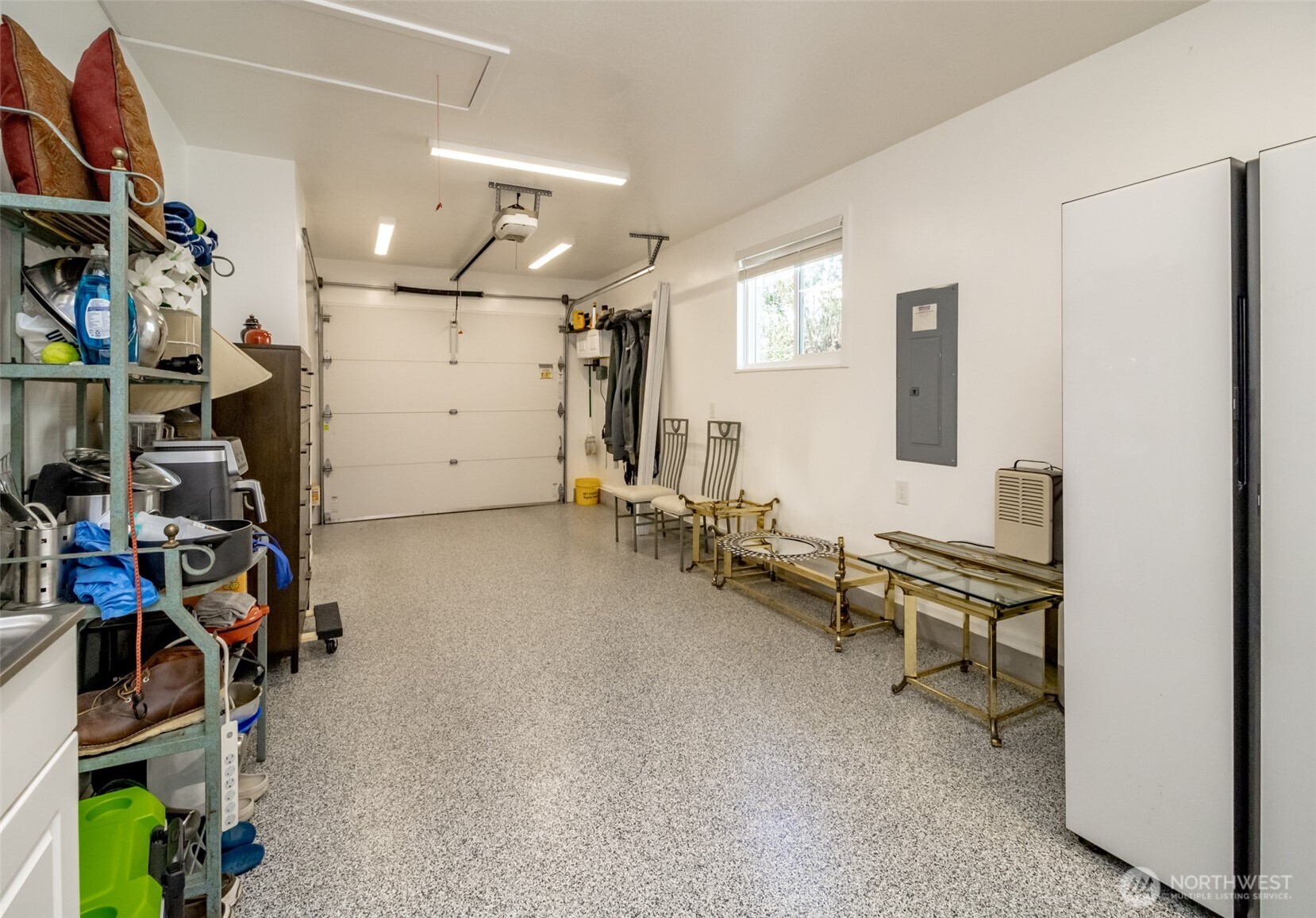 1627 S Verde Street , Tacoma, WA 98405