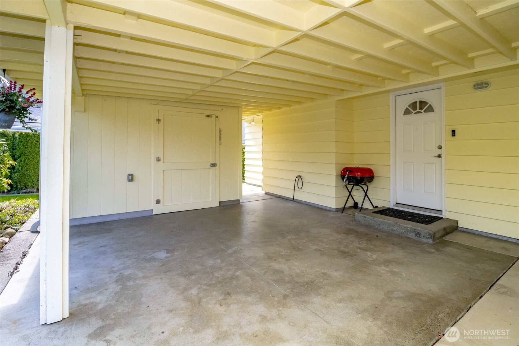 1627 S Verde Street , Tacoma, WA 98405