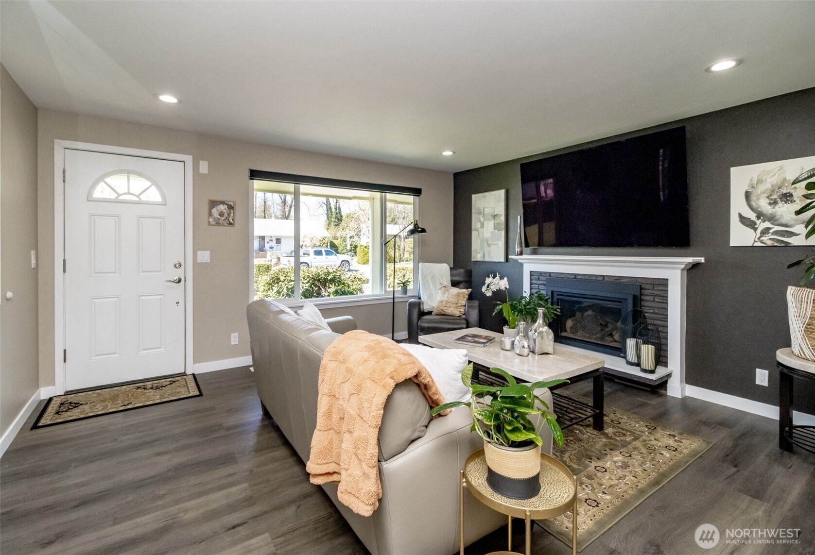 1627 S Verde Street , Tacoma, WA 98405