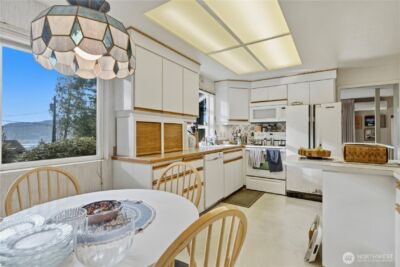 19640 SE 29th Street , Sammamish, WA 98075 - Photo 11