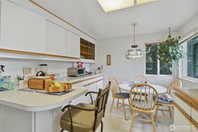 19640 SE 29th Street , Sammamish, WA 98075 - Photo 13