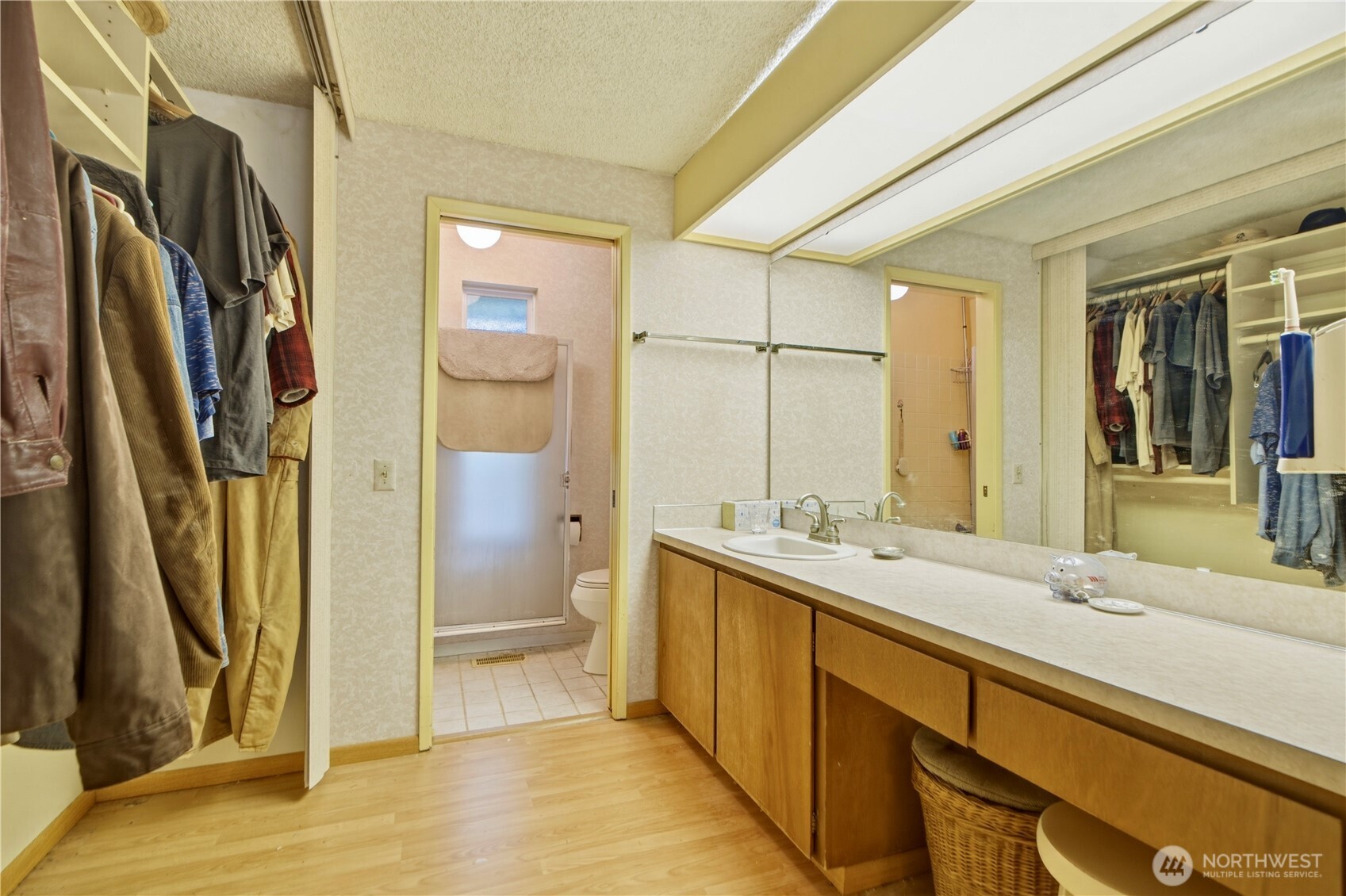 19640 SE 29th Street , Sammamish, WA 98075