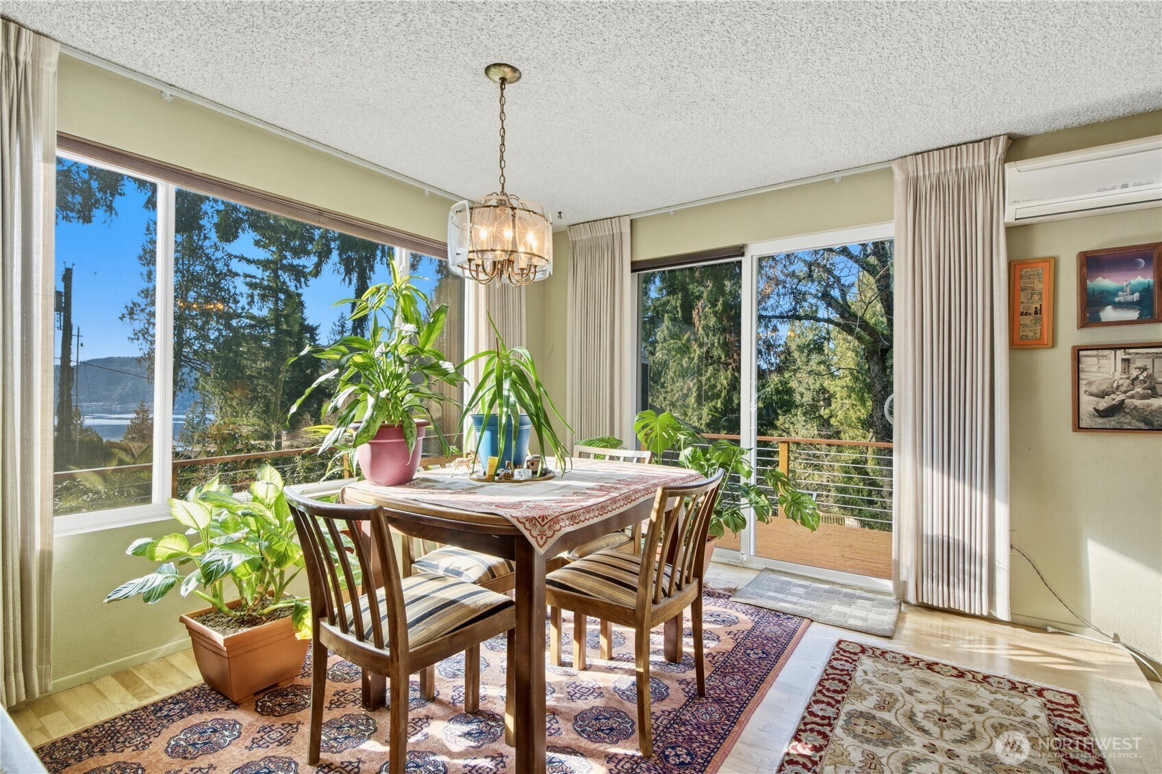 19640 SE 29th Street , Sammamish, WA 98075