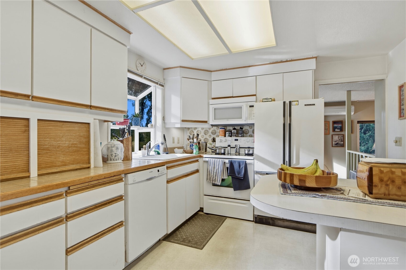 19640 SE 29th Street , Sammamish, WA 98075