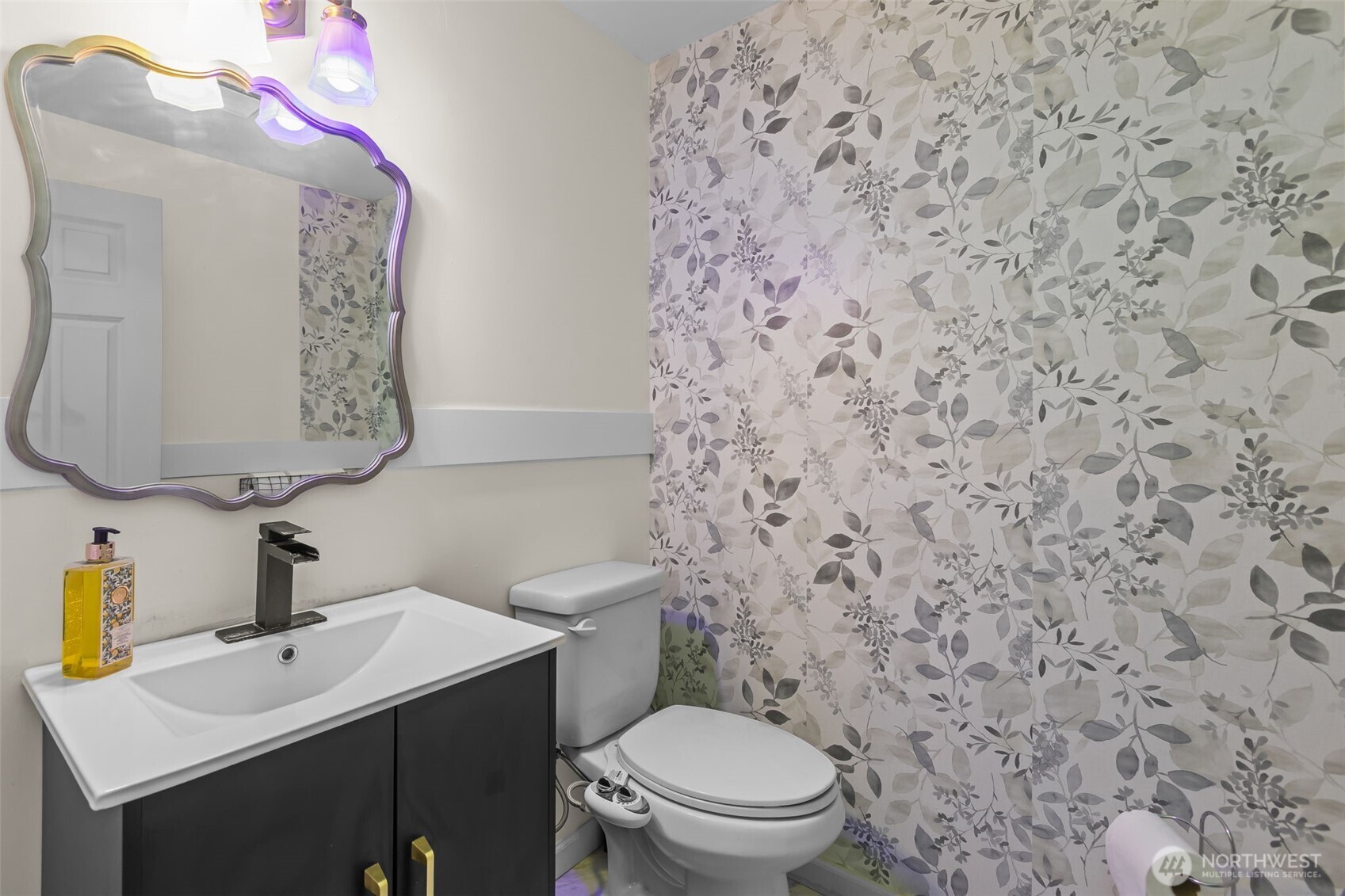 1073 SW 326th Street , Federal Way, WA 98023