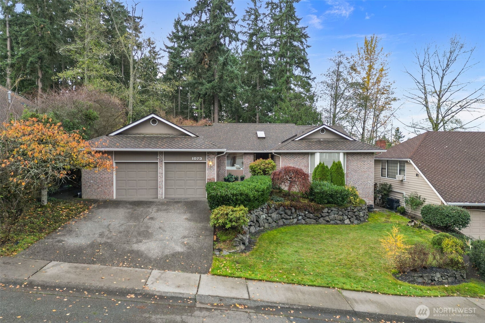 1073 SW 326th Street , Federal Way, WA 98023