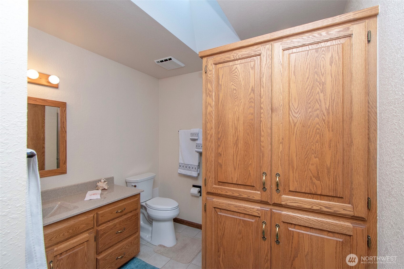 6200 Woodcock Road , Sequim, WA 98382