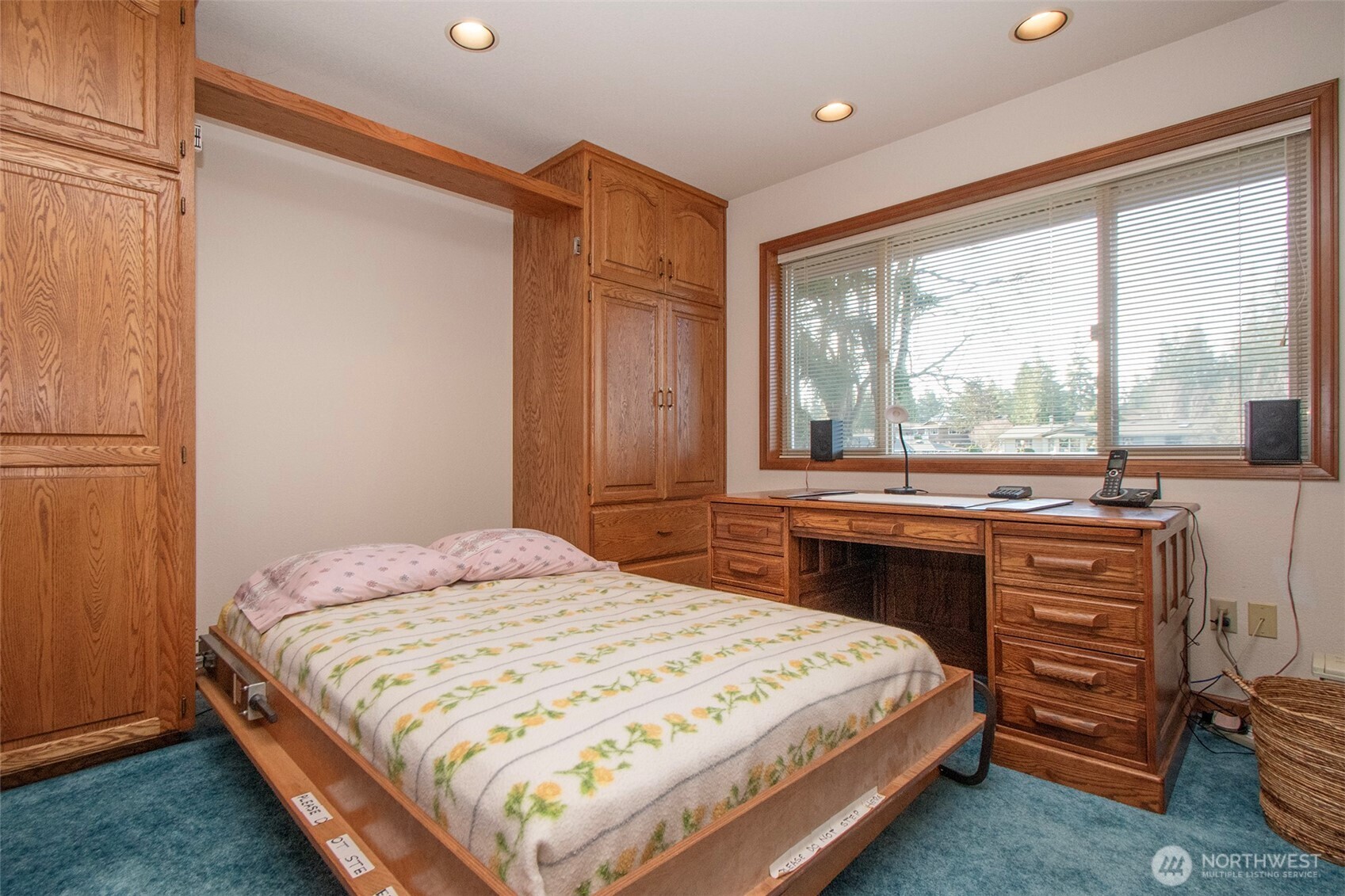 6200 Woodcock Road , Sequim, WA 98382