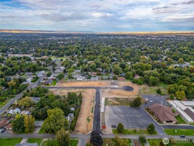 1189 Bryant Court , Walla Walla, WA 99362 - Photo 2