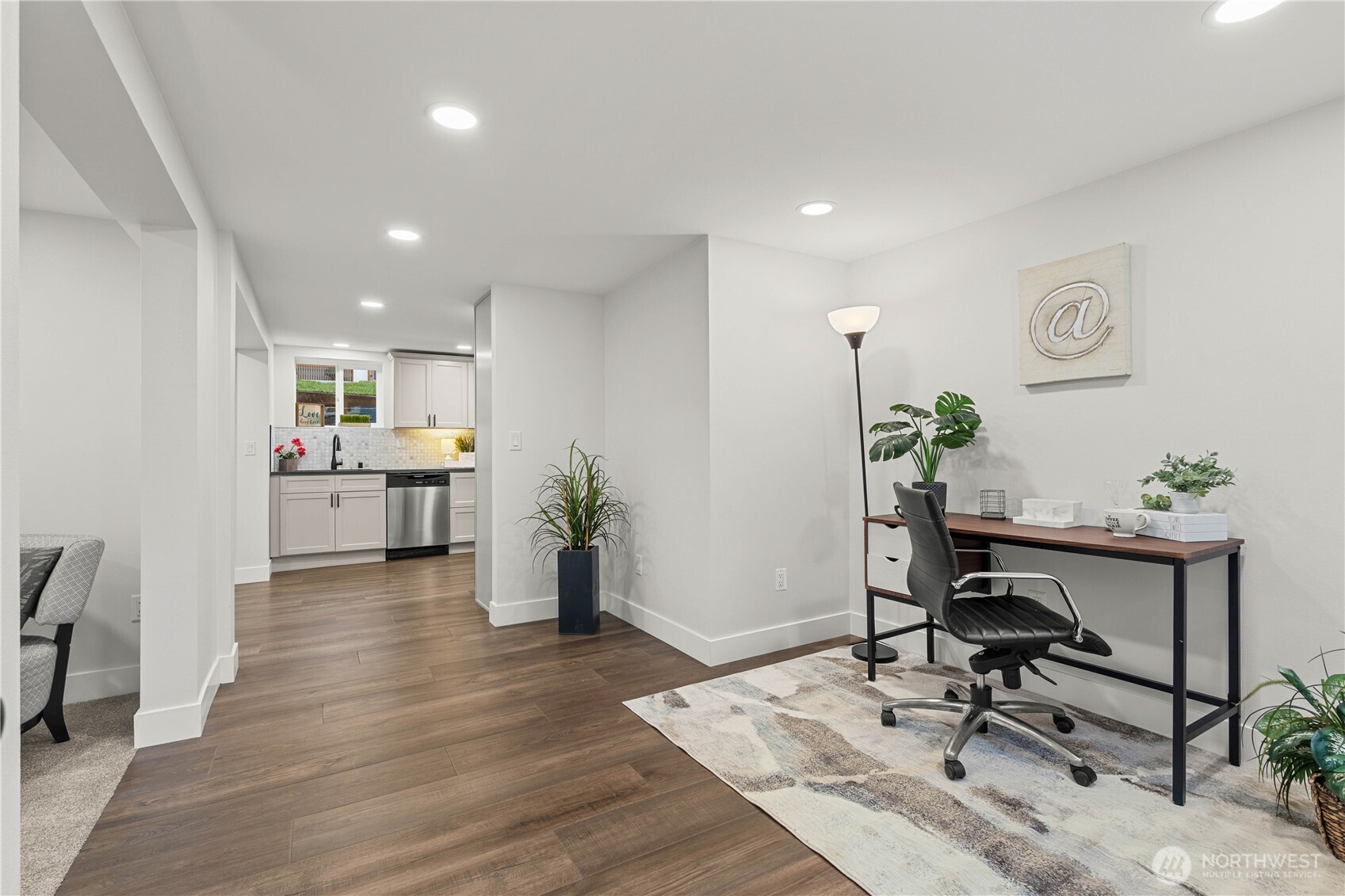 831 N Lawrence Street , Tacoma, WA 98406