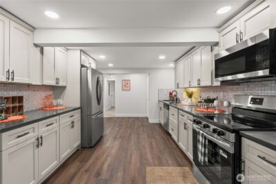 831 N Lawrence Street , Tacoma, WA 98406 - Photo 29