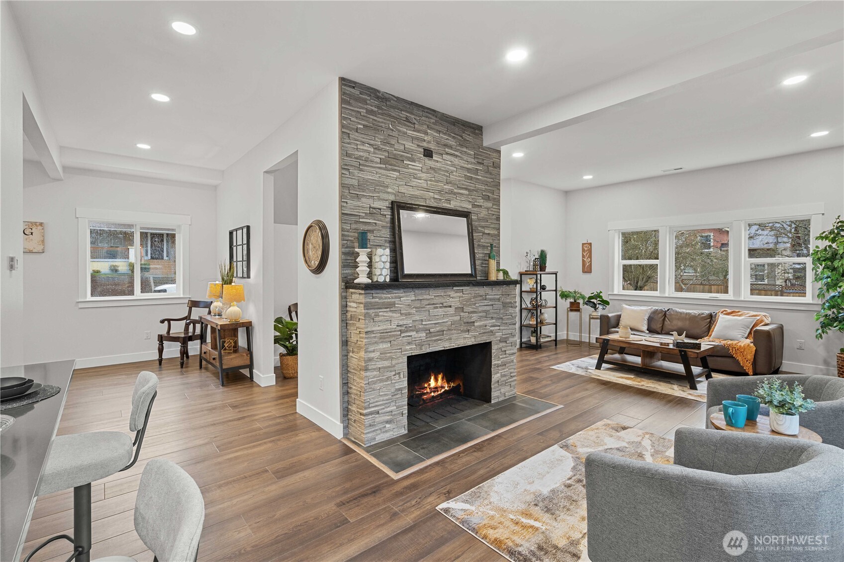 831 N Lawrence Street , Tacoma, WA 98406