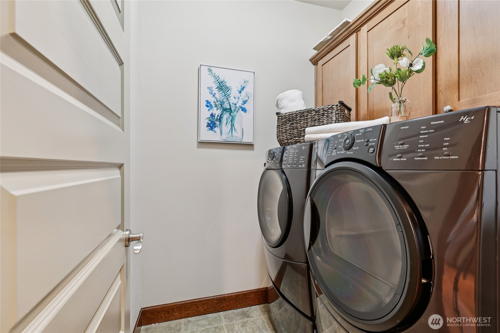 8827 NE 148th Place , Kenmore, WA 98028