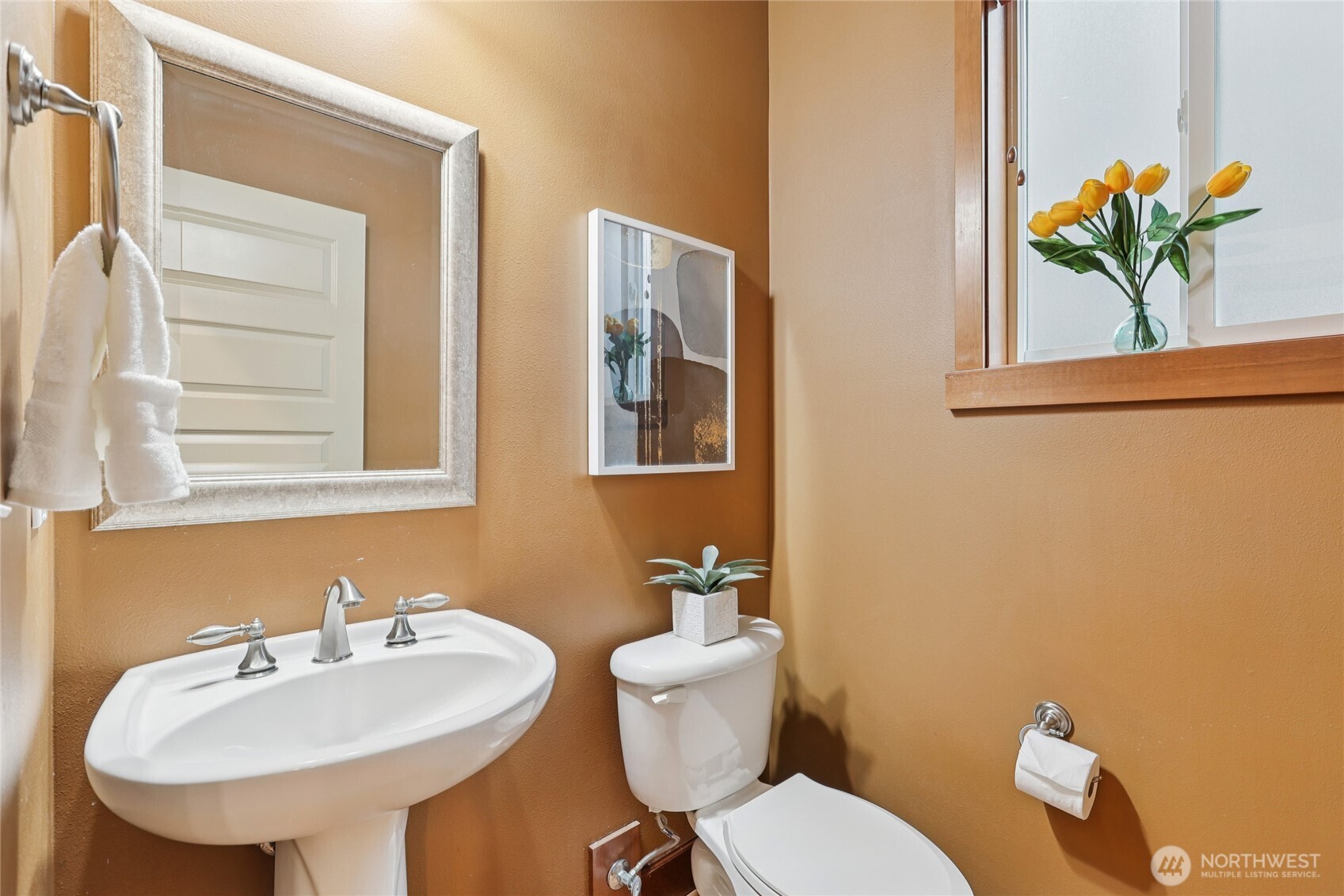 8827 NE 148th Place , Kenmore, WA 98028