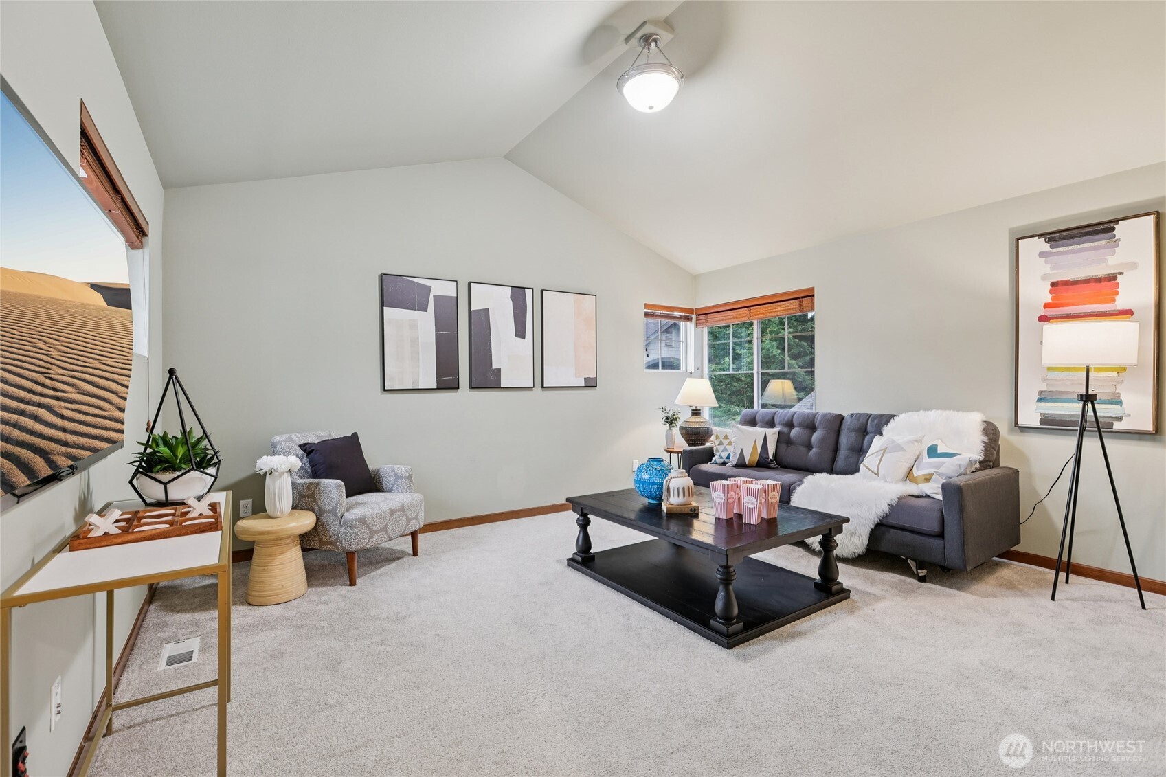 8827 NE 148th Place , Kenmore, WA 98028