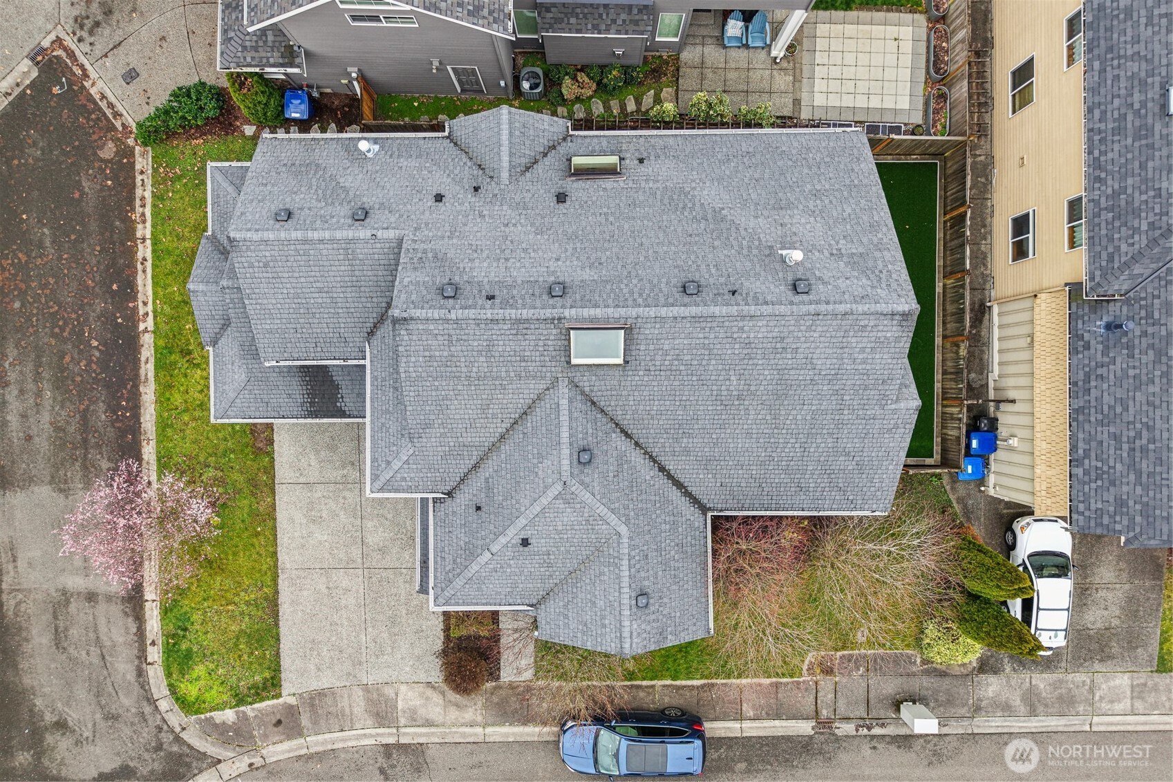 8827 NE 148th Place , Kenmore, WA 98028