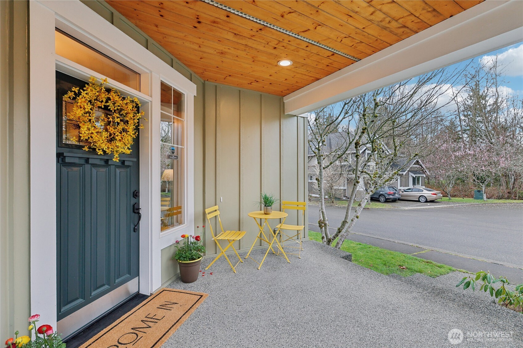 8827 NE 148th Place , Kenmore, WA 98028