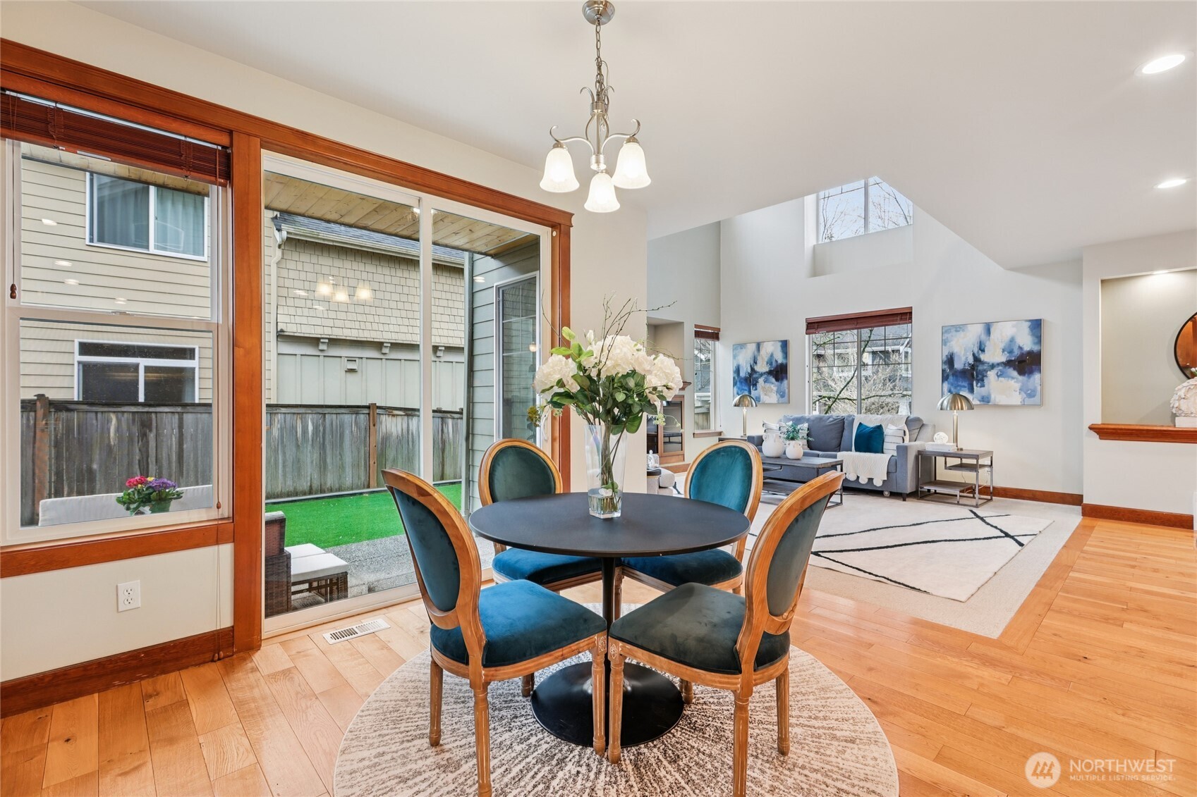 8827 NE 148th Place , Kenmore, WA 98028