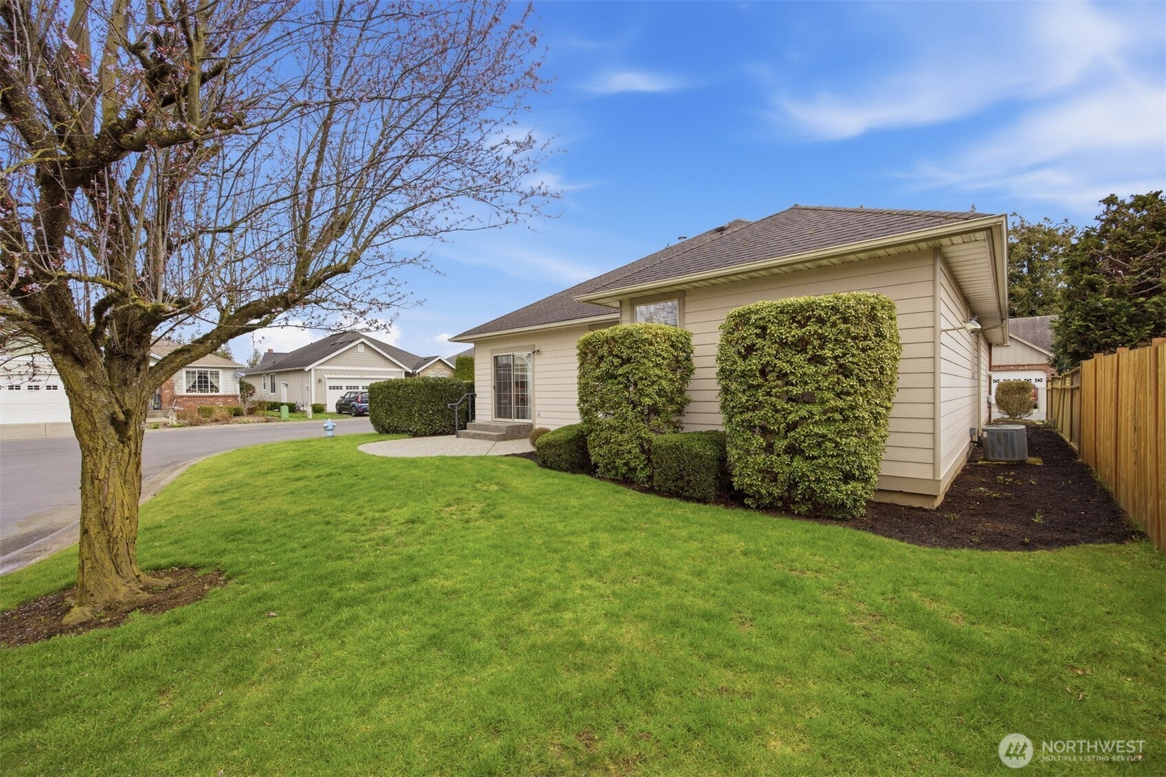 1417 Woodfield Place , Lynden, WA 98264