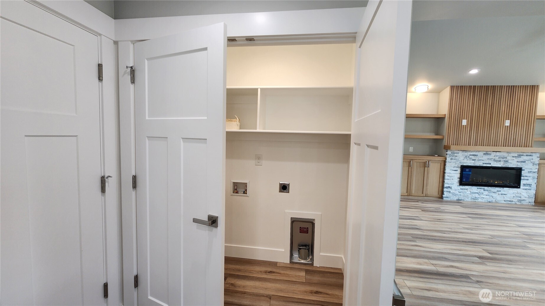 337 Mount Olympus Avenue SE, Ocean Shores, WA 98569