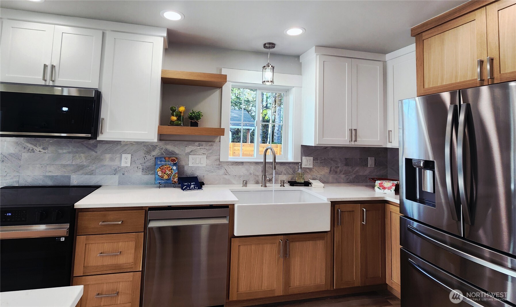 337 Mount Olympus Avenue SE, Ocean Shores, WA 98569