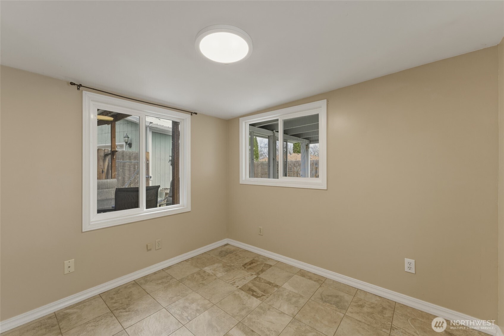 1551 J , Walla Walla, WA 99362