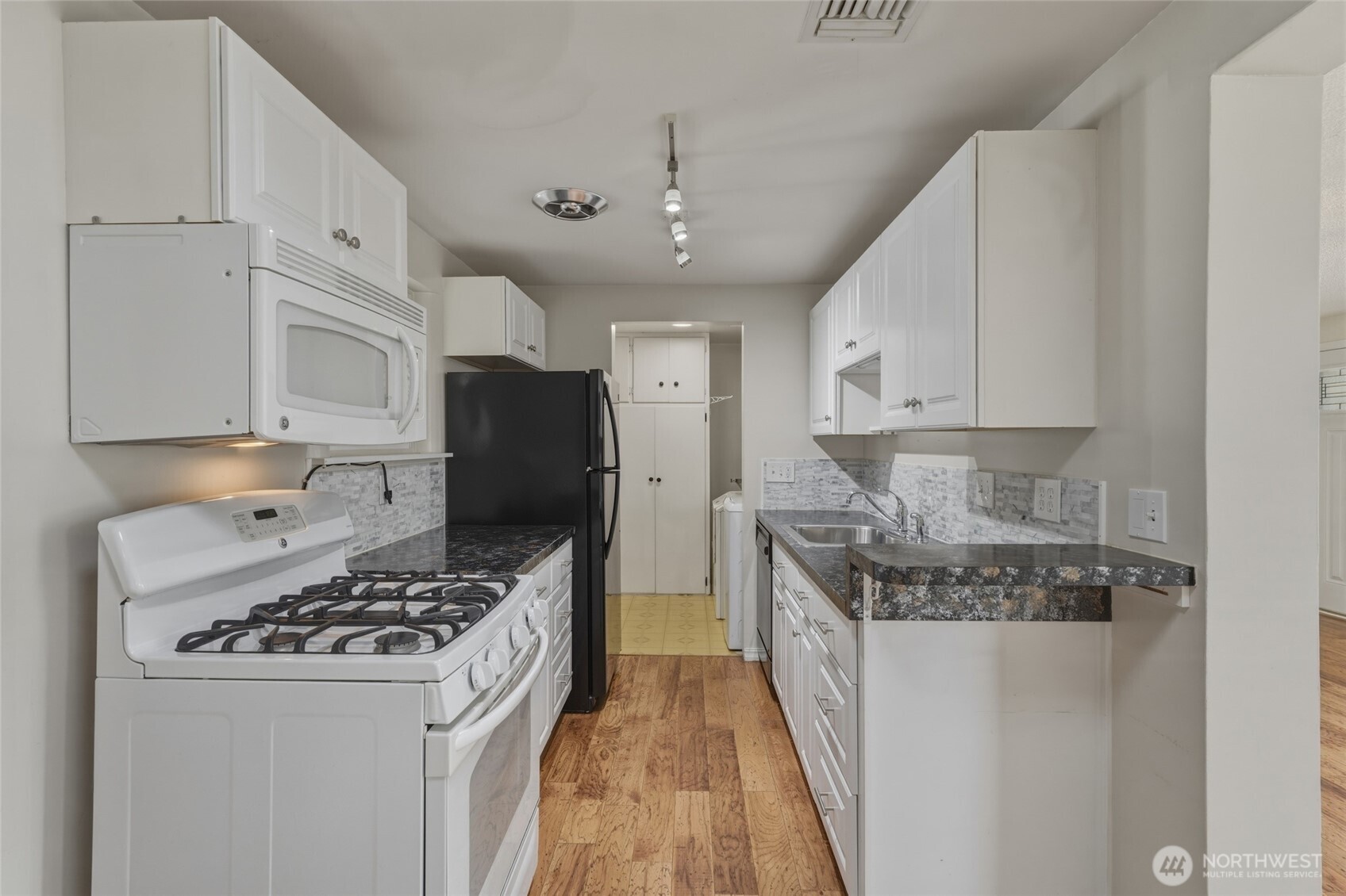 1551 J , Walla Walla, WA 99362