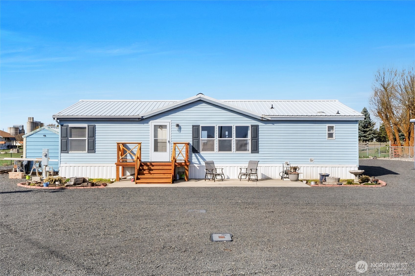 365 NE Adams Road , Creston, WA 99117