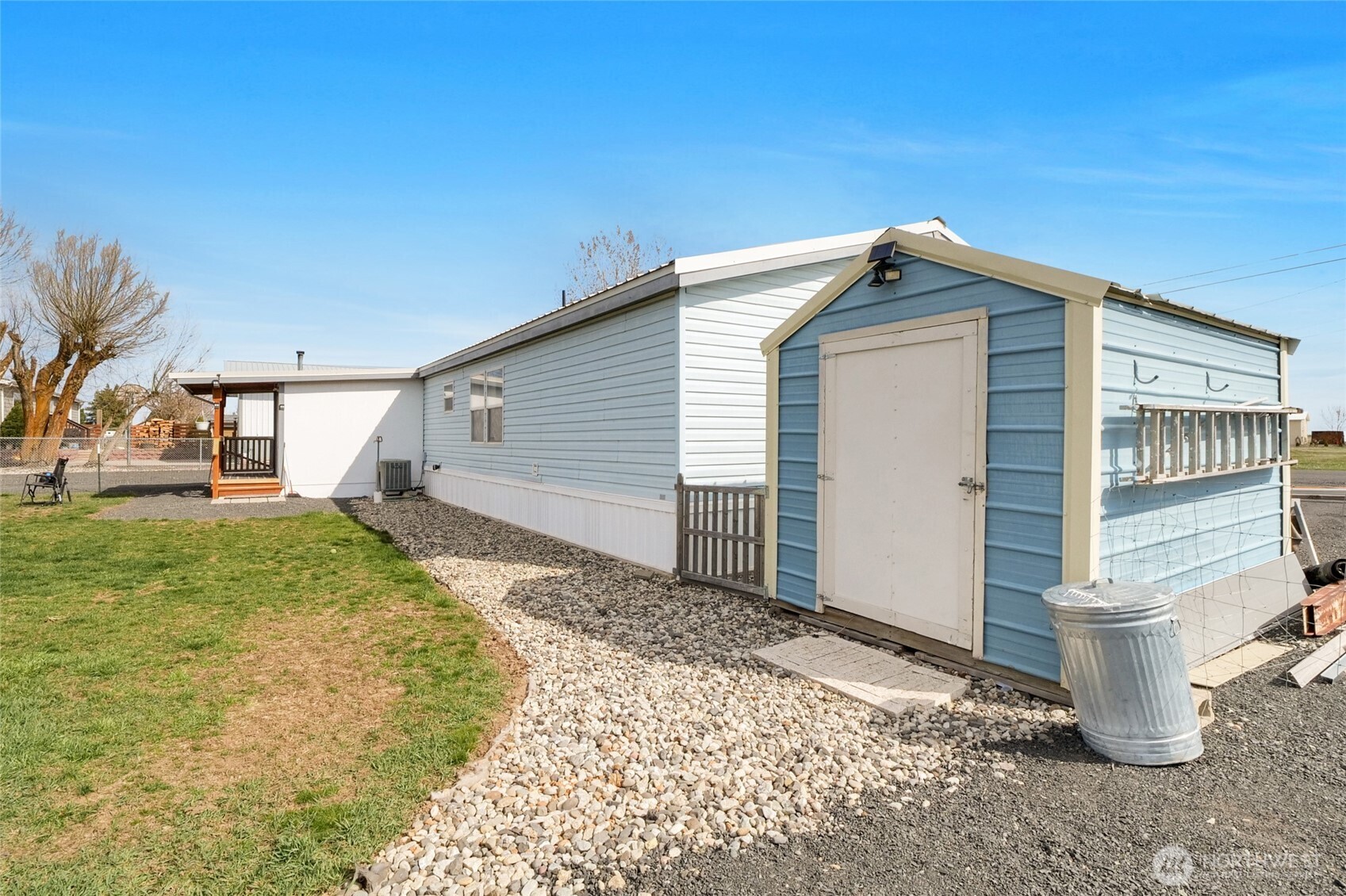 365 NE Adams Road , Creston, WA 99117