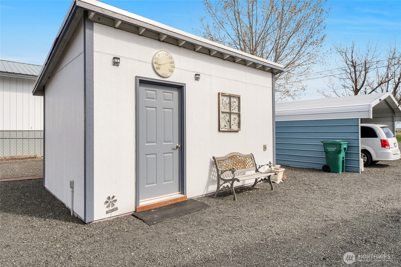 365 NE Adams Road , Creston, WA 99117