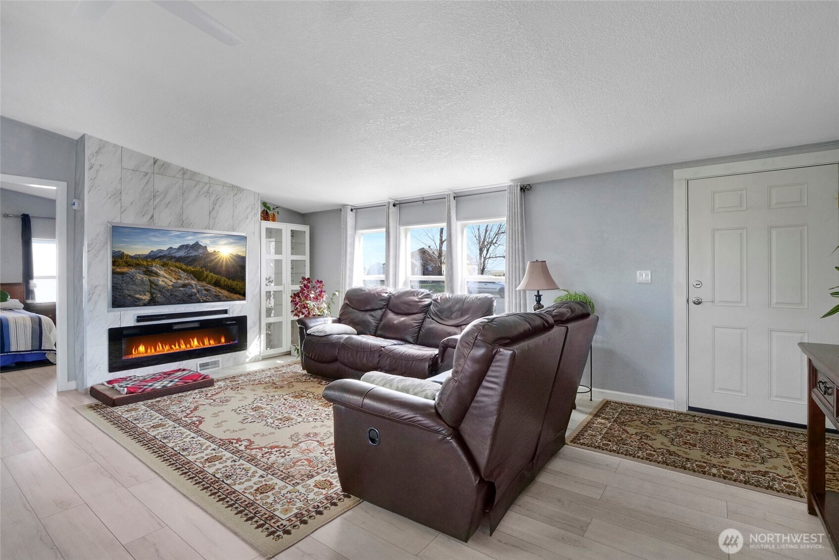 365 NE Adams Road , Creston, WA 99117
