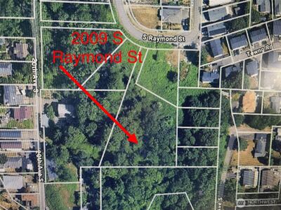 2009 S Raymond Street , Seattle, WA 98108 - Photo 2