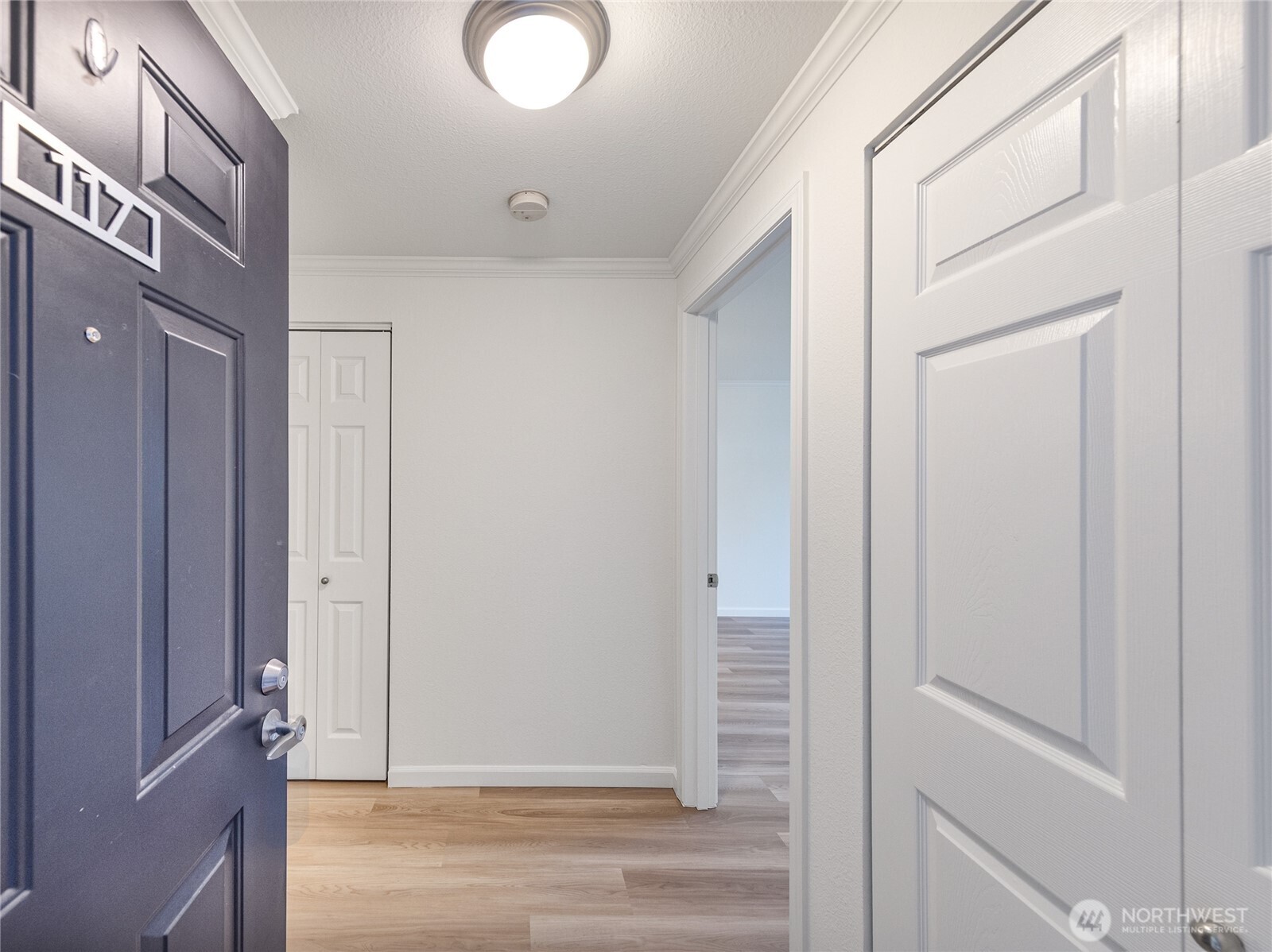 10026 NE 127th Place #D117, Kirkland, WA 98034