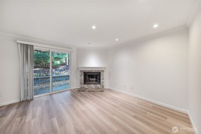 10026 NE 127th Place #D117, Kirkland, WA 98034 - Photo 5