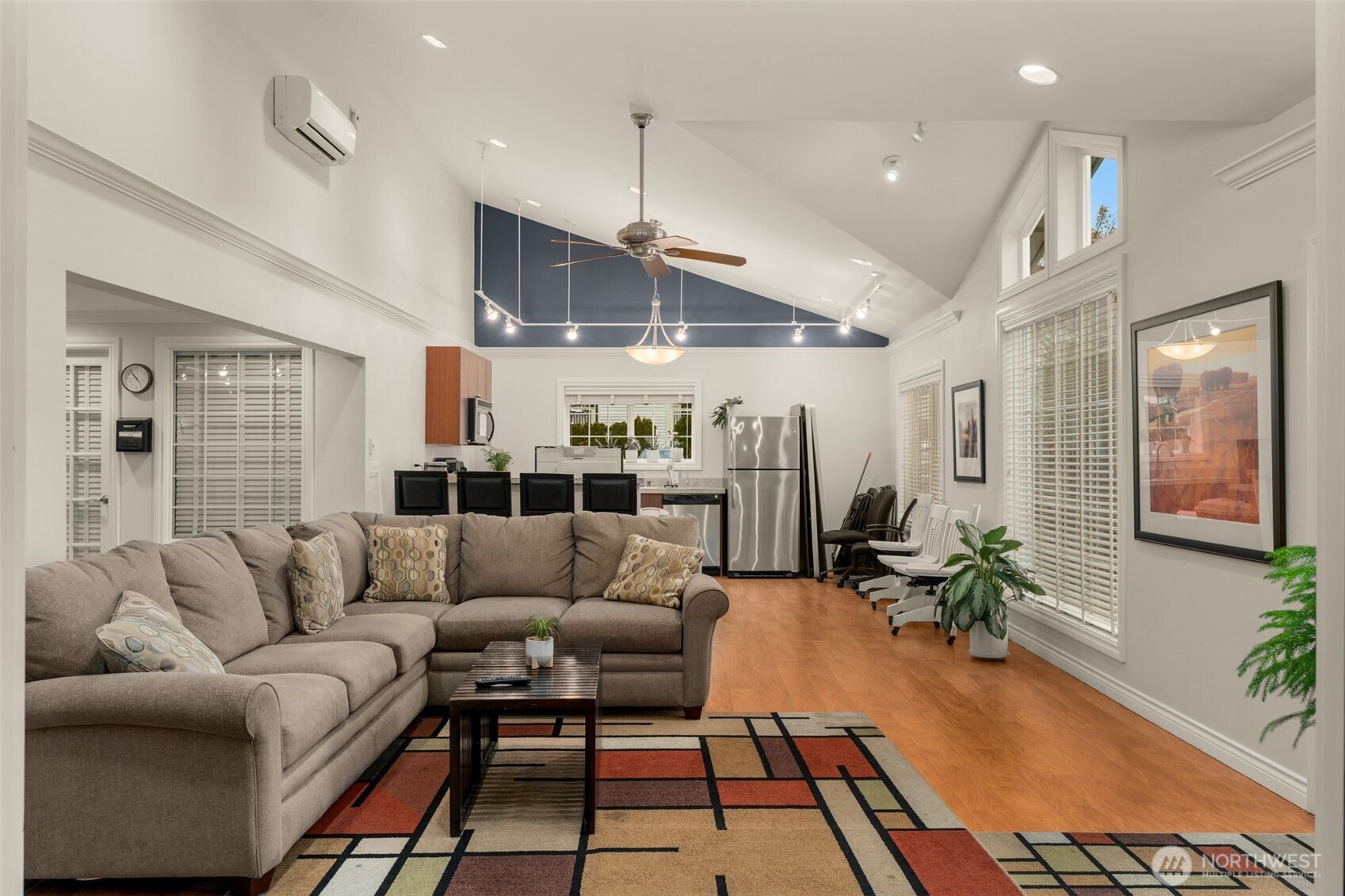 12404 E Gibson Road #J105, Everett, WA 98204