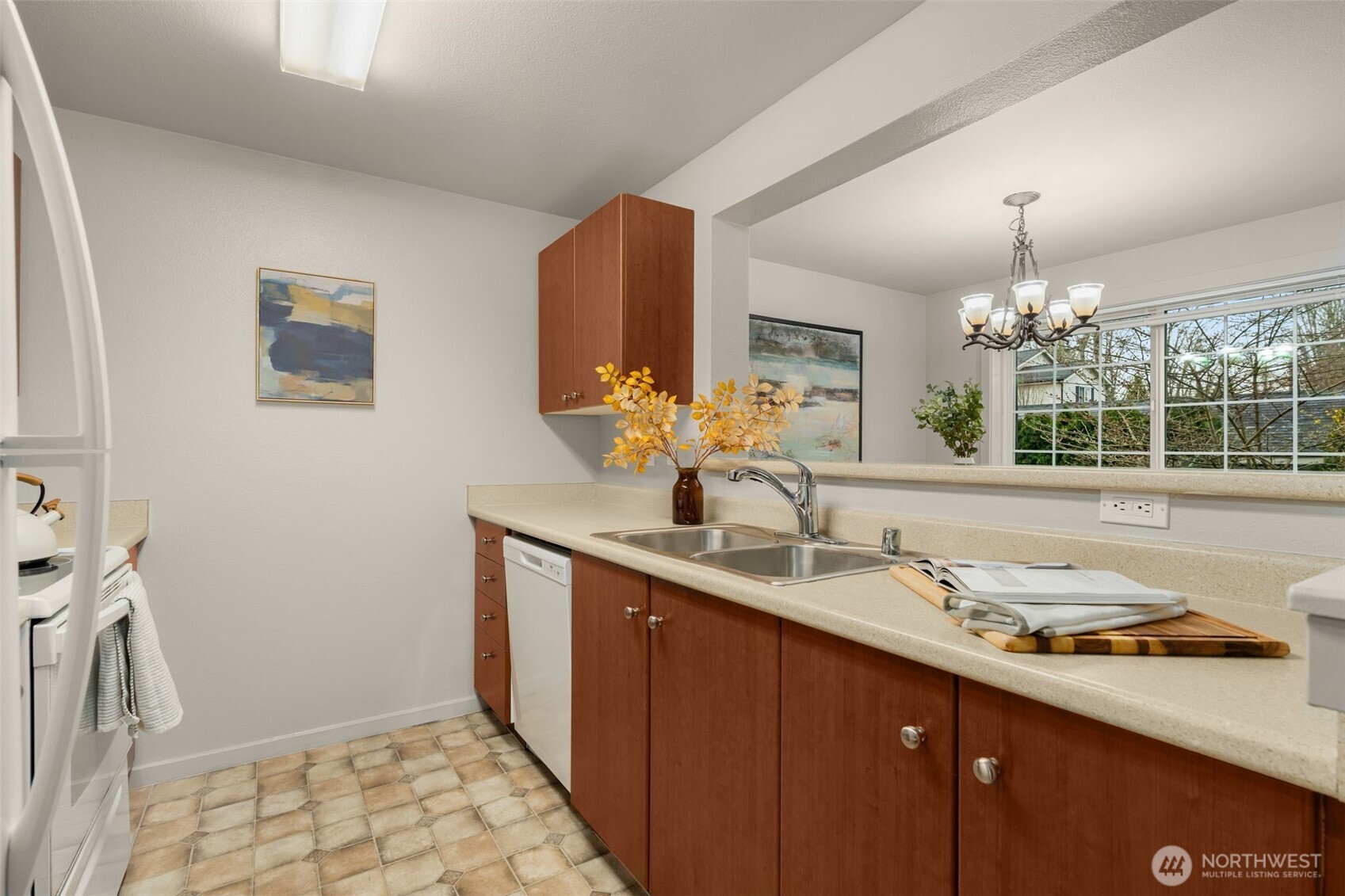 12404 E Gibson Road #J105, Everett, WA 98204