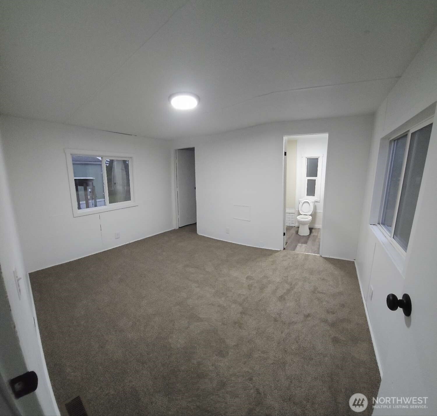 316 W 2nd Street #6, Onalaska, WA 98570