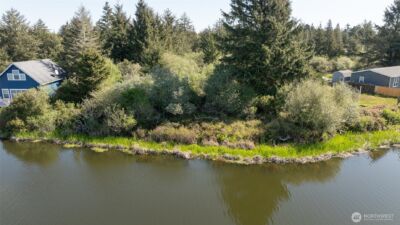 893 Albion Avenue SE, Ocean Shores, WA 98569 - Photo 9