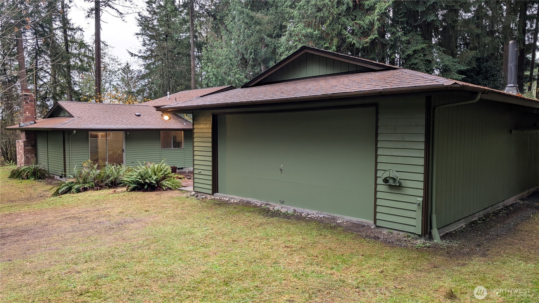 16826 41st Street E, Lake Tapps, WA 98391