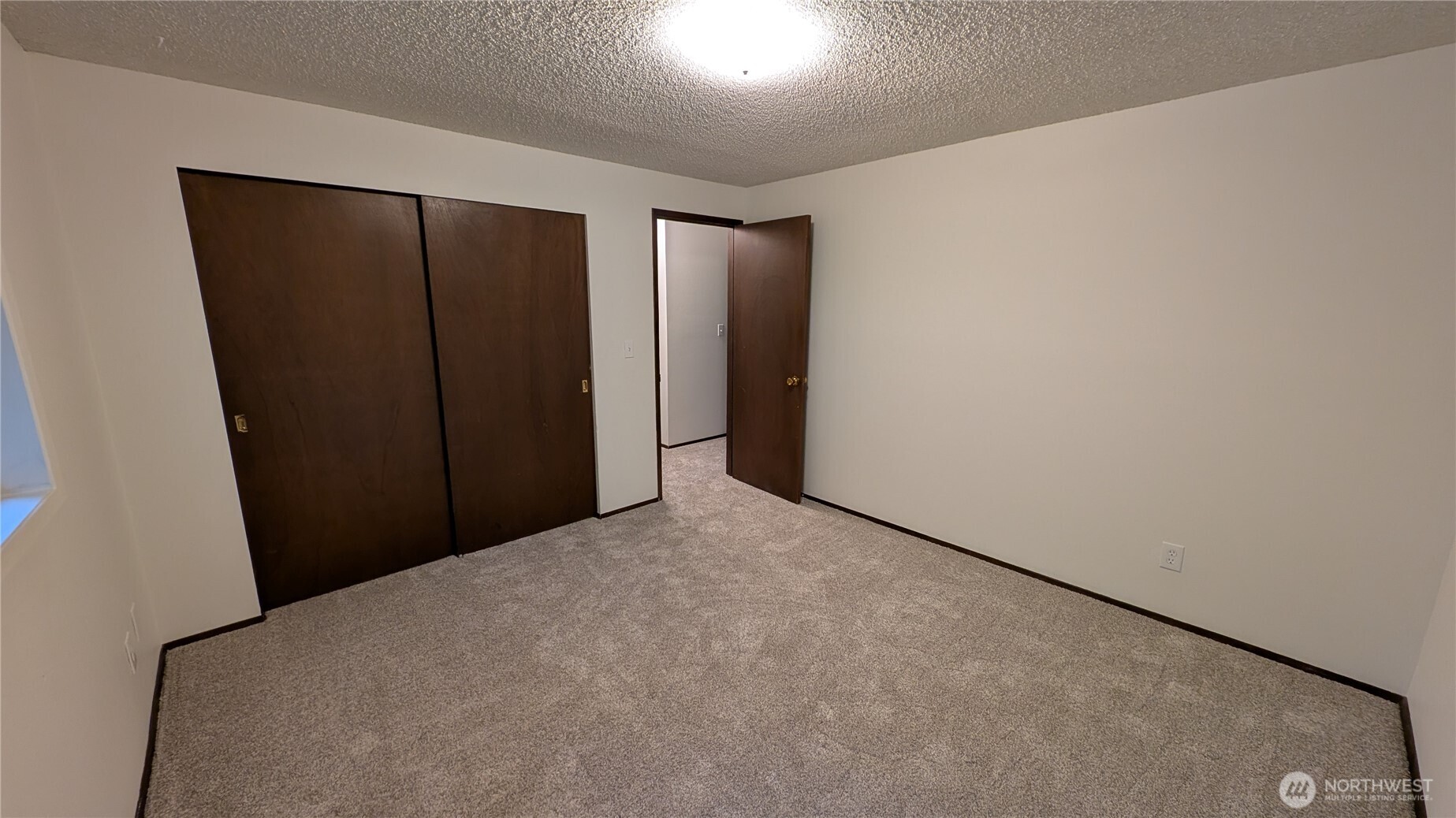 16826 41st Street E, Lake Tapps, WA 98391