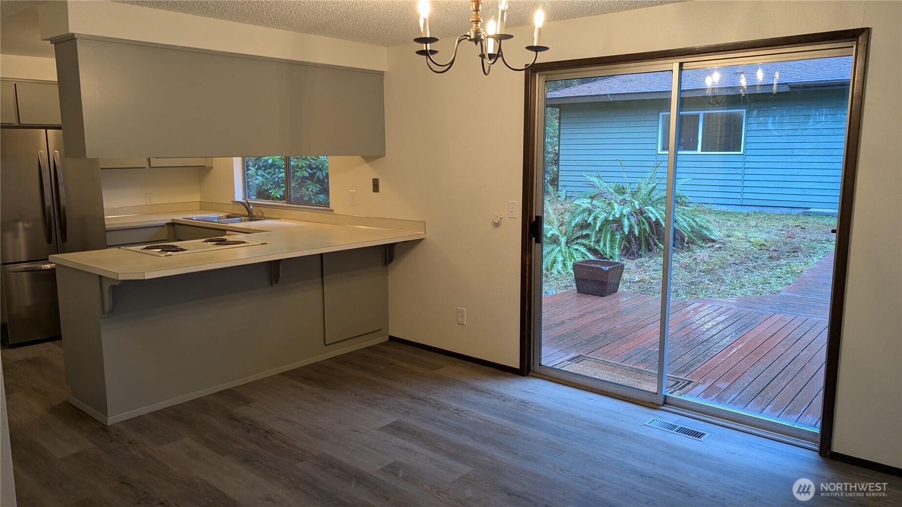 16826 41st Street E, Lake Tapps, WA 98391