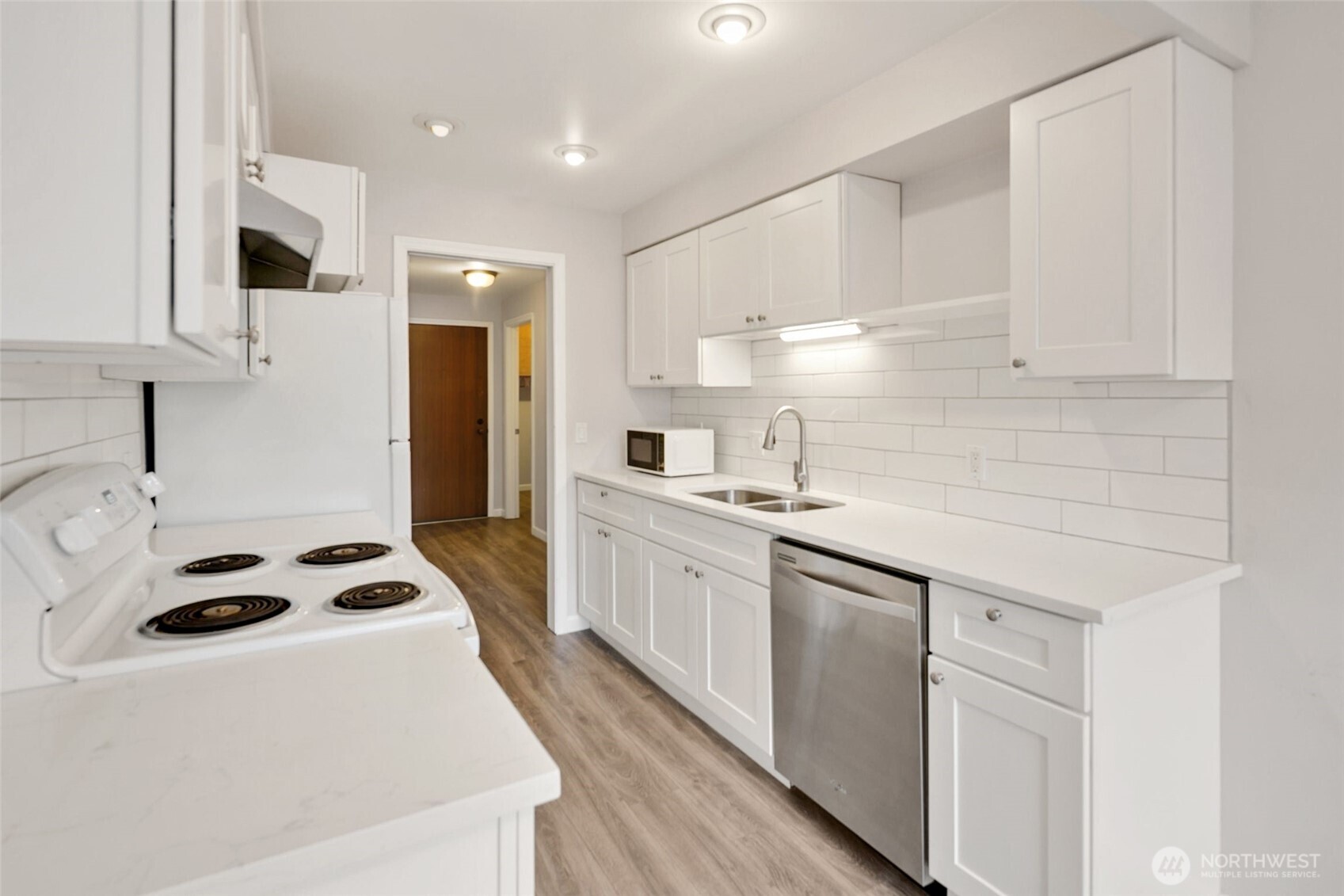 12300 33rd Avenue NE #202, Seattle, WA 98125