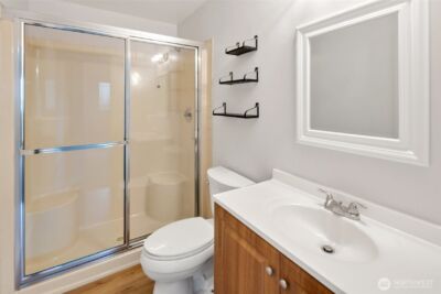 12300 33rd Avenue NE #202, Seattle, WA 98125 - Photo 22
