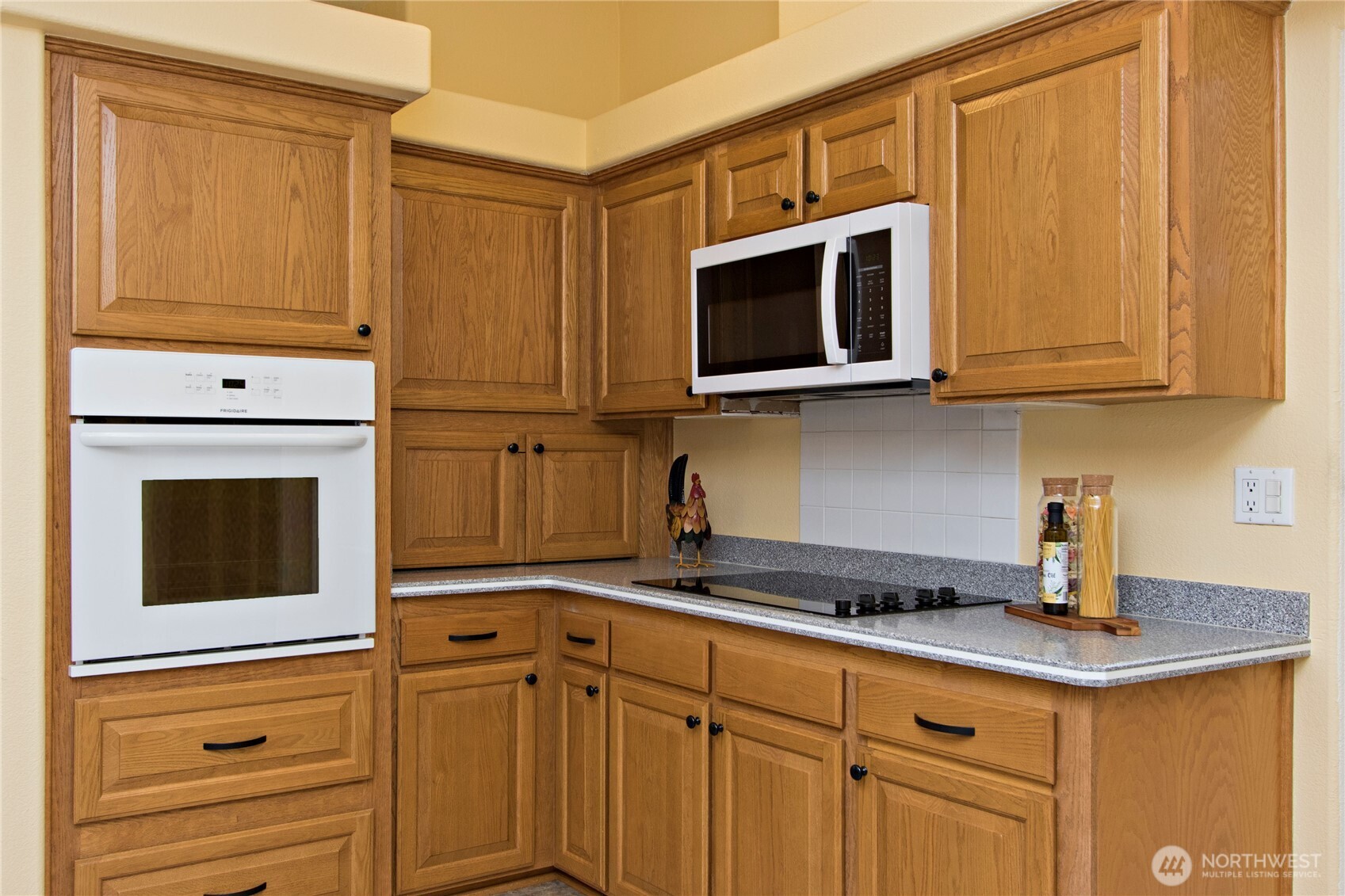 27517 218th Place SE #3, Maple Valley, WA 98038