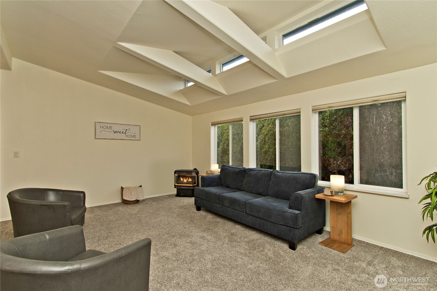 27517 218th Place SE #3, Maple Valley, WA 98038