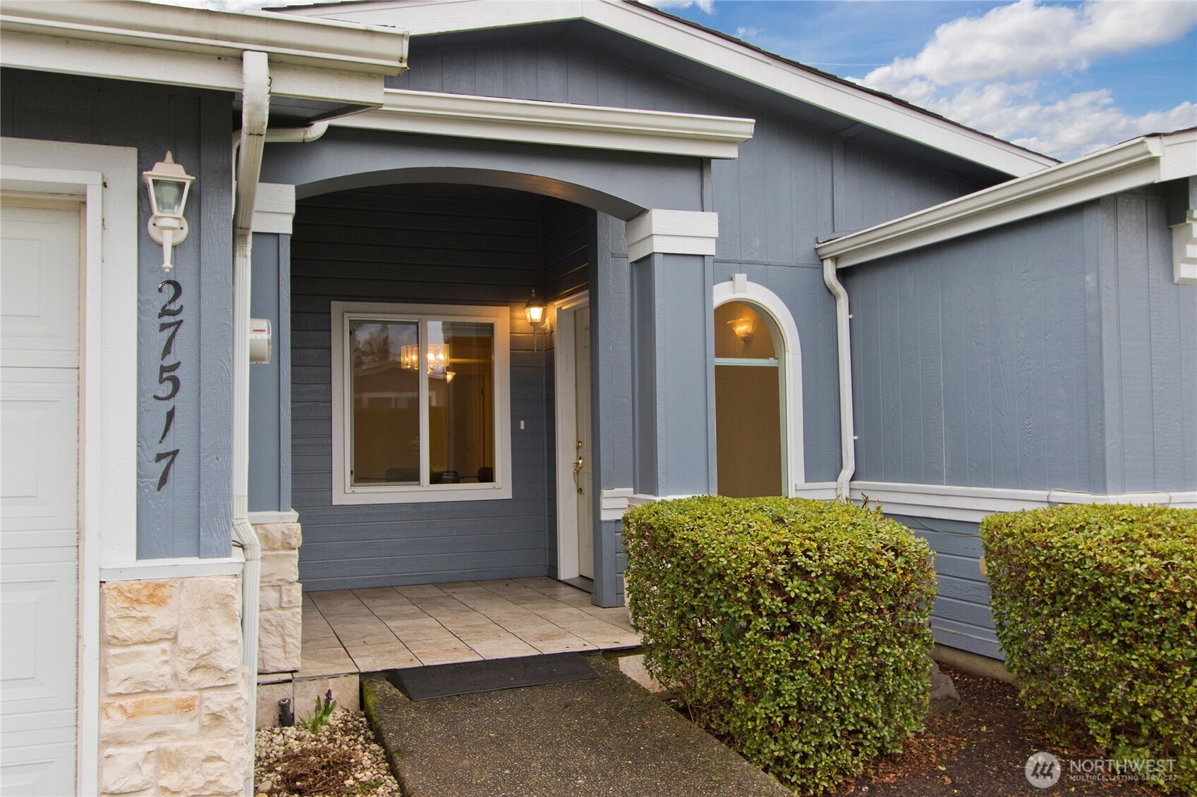 27517 218th Place SE #3, Maple Valley, WA 98038