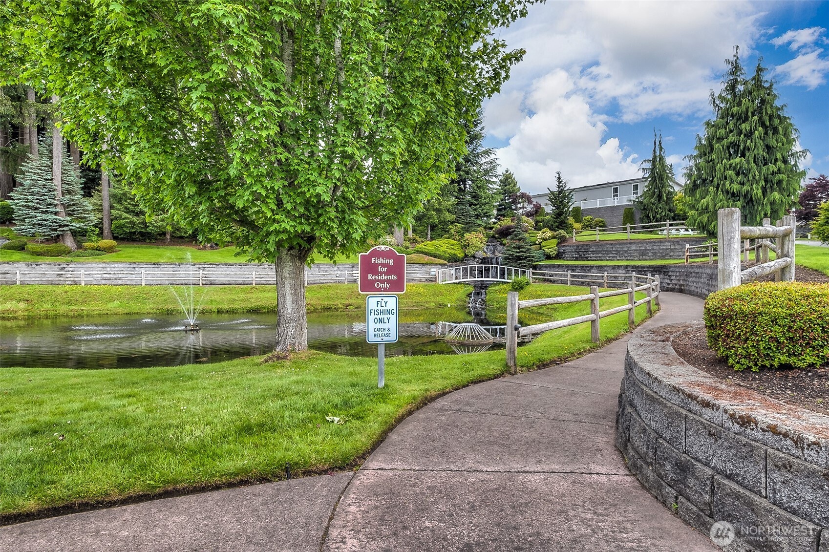 27517 218th Place SE #3, Maple Valley, WA 98038