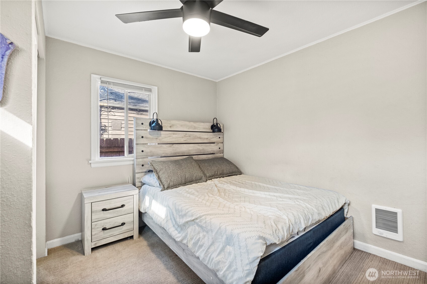3810 S Asotin Street , Tacoma, WA 98418