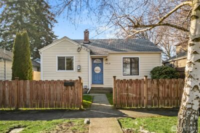3810 S Asotin Street , Tacoma, WA 98418